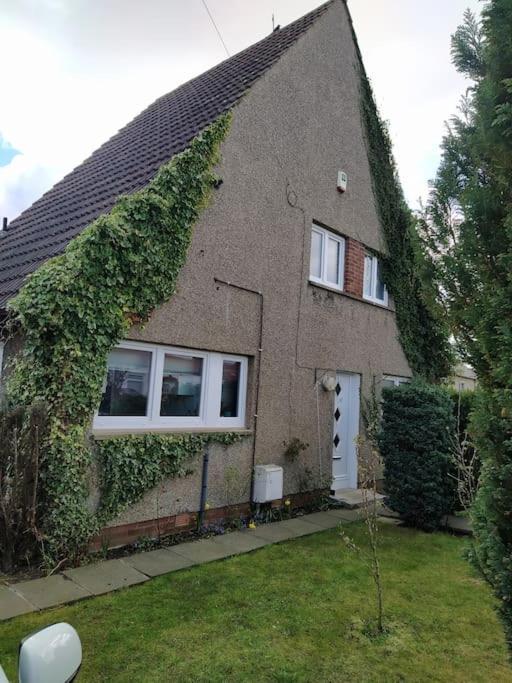 Self Catering Studio Flat Apartment Edinburgh Exterior foto