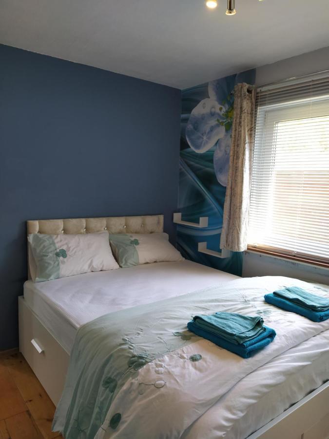 Self Catering Studio Flat Apartment Edinburgh Exterior foto