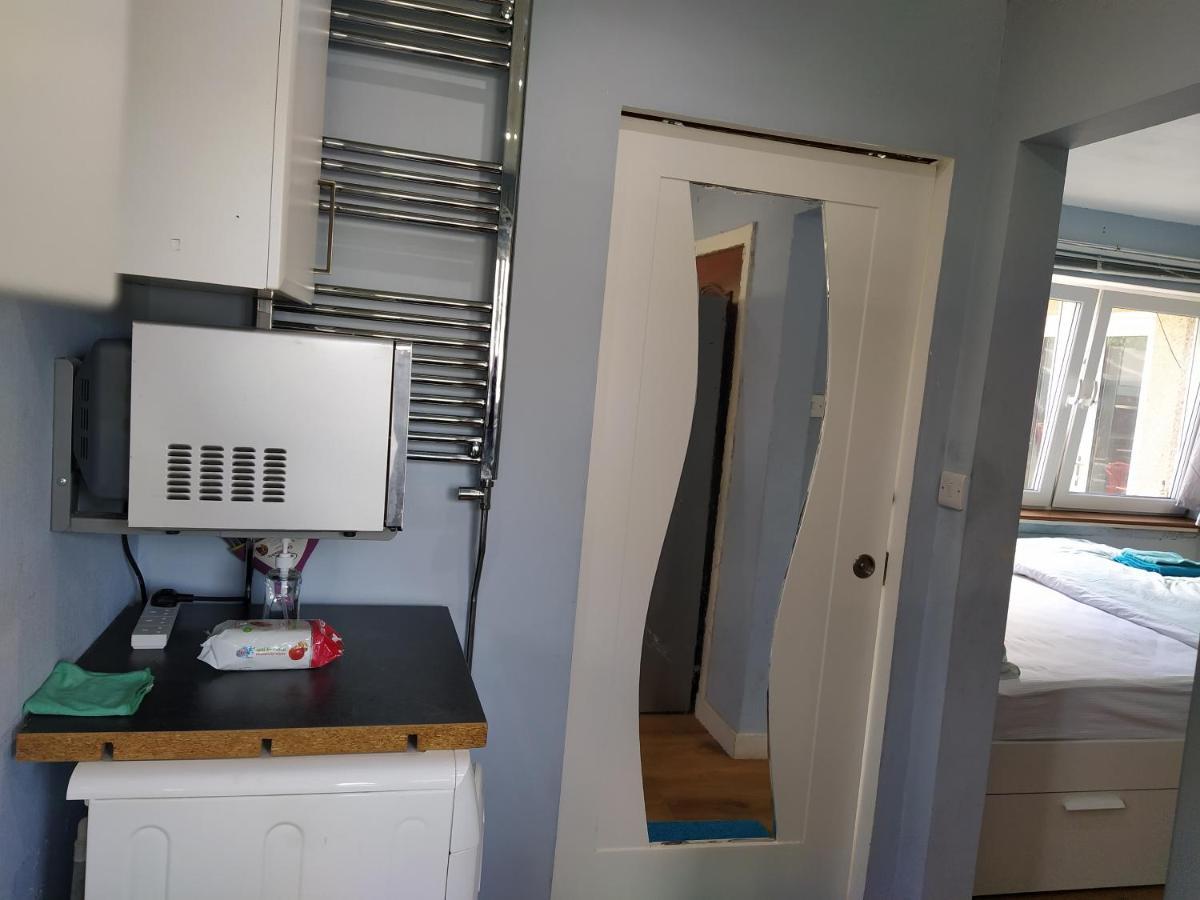 Self Catering Studio Flat Apartment Edinburgh Exterior foto