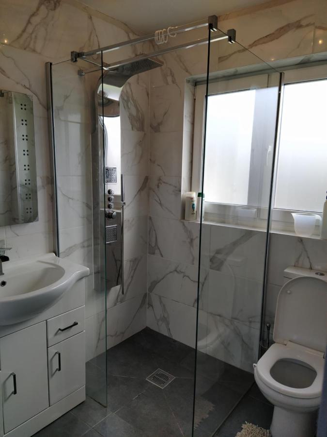 Self Catering Studio Flat Apartment Edinburgh Exterior foto
